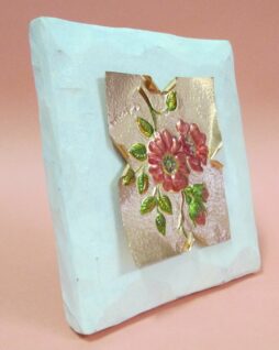 Fiore su lastra di rame effetto marmorizzato (rosa canina)